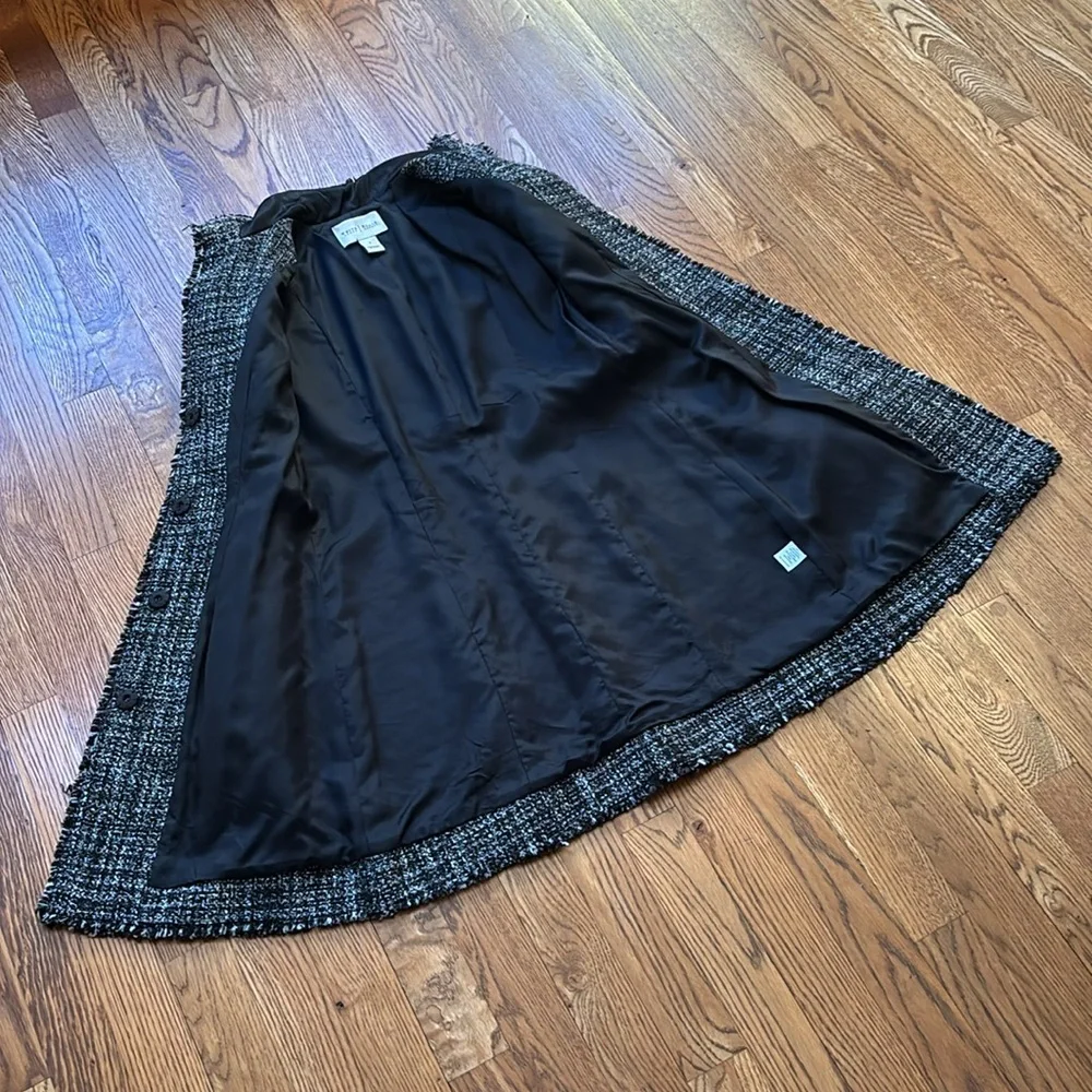 White House Black Market tweed midi boucle fringe trim black jacket coat sz.0